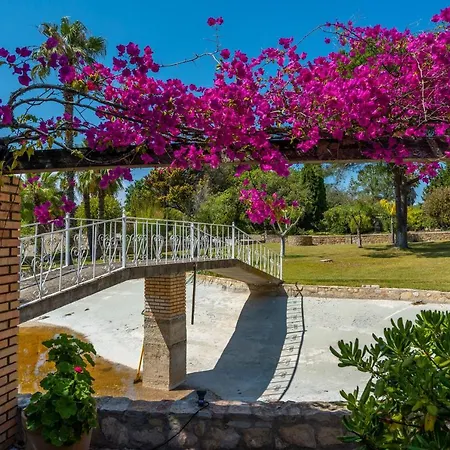 Casa Dos Sobreiros - Golden Triangle - Fully Private 4 Bedroom 300 M2 - Private Pool - 1 Hectare Sculpted Garden -wifi And Air Conditioning - Great For Families *