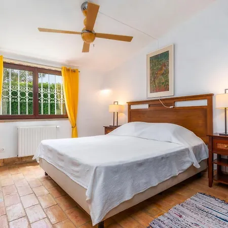 Villa Casa Dos Sobreiros - Golden Triangle - Fully Private 4 Bedroom 300 M2 - Private Pool - 1 Hectare Sculpted Garden -wifi And Air Conditioning - Great For Families Almancil