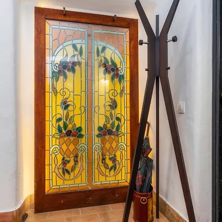 Casa Dos Sobreiros - Golden Triangle - Fully Private 4 Bedroom 300 M2 - Private Pool - 1 Hectare Sculpted Garden -wifi And Air Conditioning - Great For Families