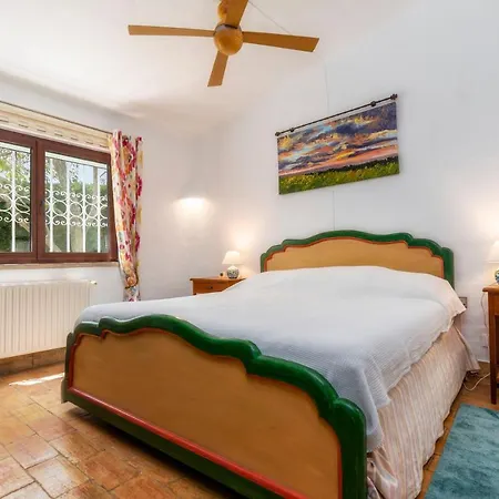 Villa Casa Dos Sobreiros - Golden Triangle - Fully Private 4 Bedroom 300 M2 - Private Pool - 1 Hectare Sculpted Garden -wifi And Air Conditioning - Great For Families *